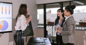 découvrez comment vous inscrire dans un ehpad, les démarches à suivre, les documents nécessaires et les conseils pour choisir l'établissement qui convient le mieux à vos besoins ou à ceux de vos proches.