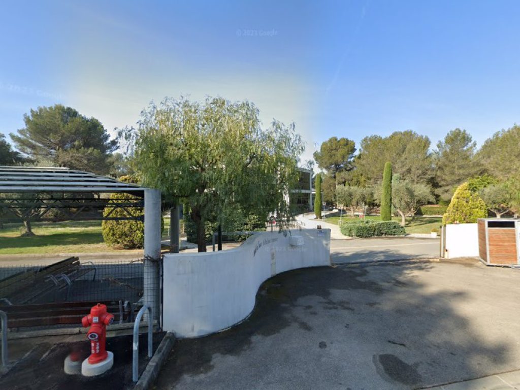 accueil-de-jour-fondation-gsf-jean-louis-noisiez_featured_image-1
