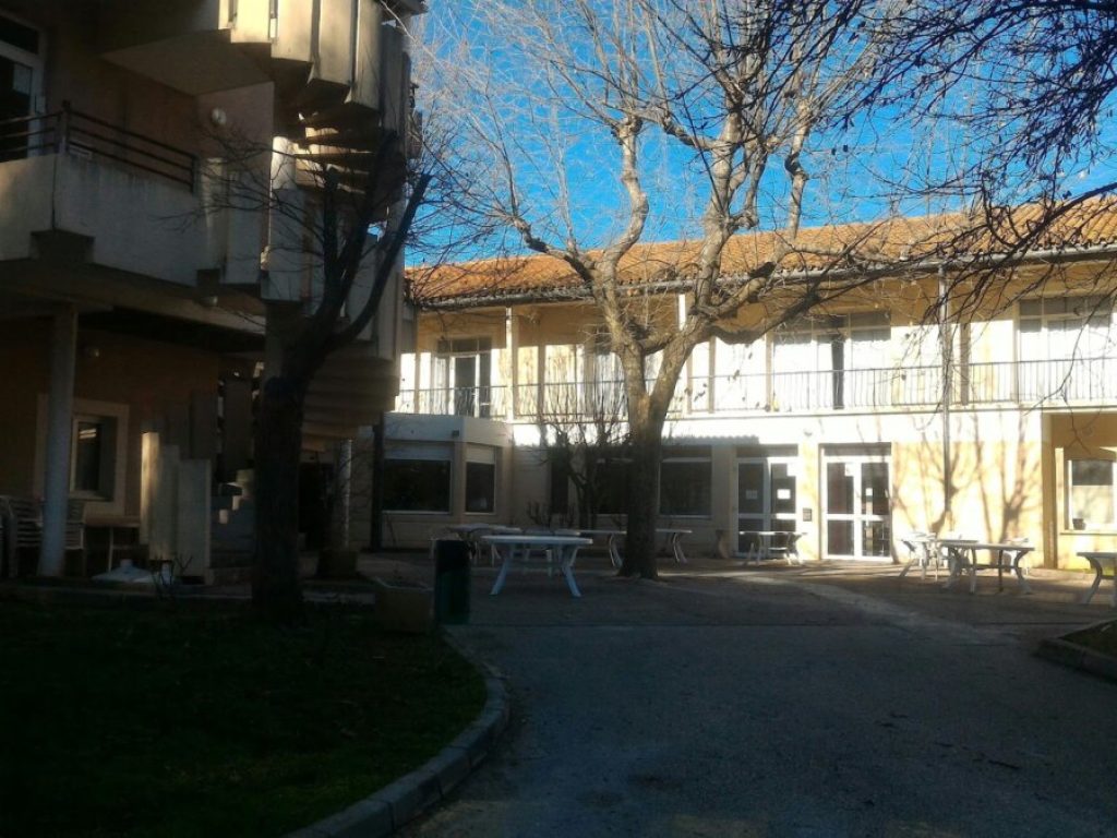 ehpad-castel-roseraie_featured_image-1