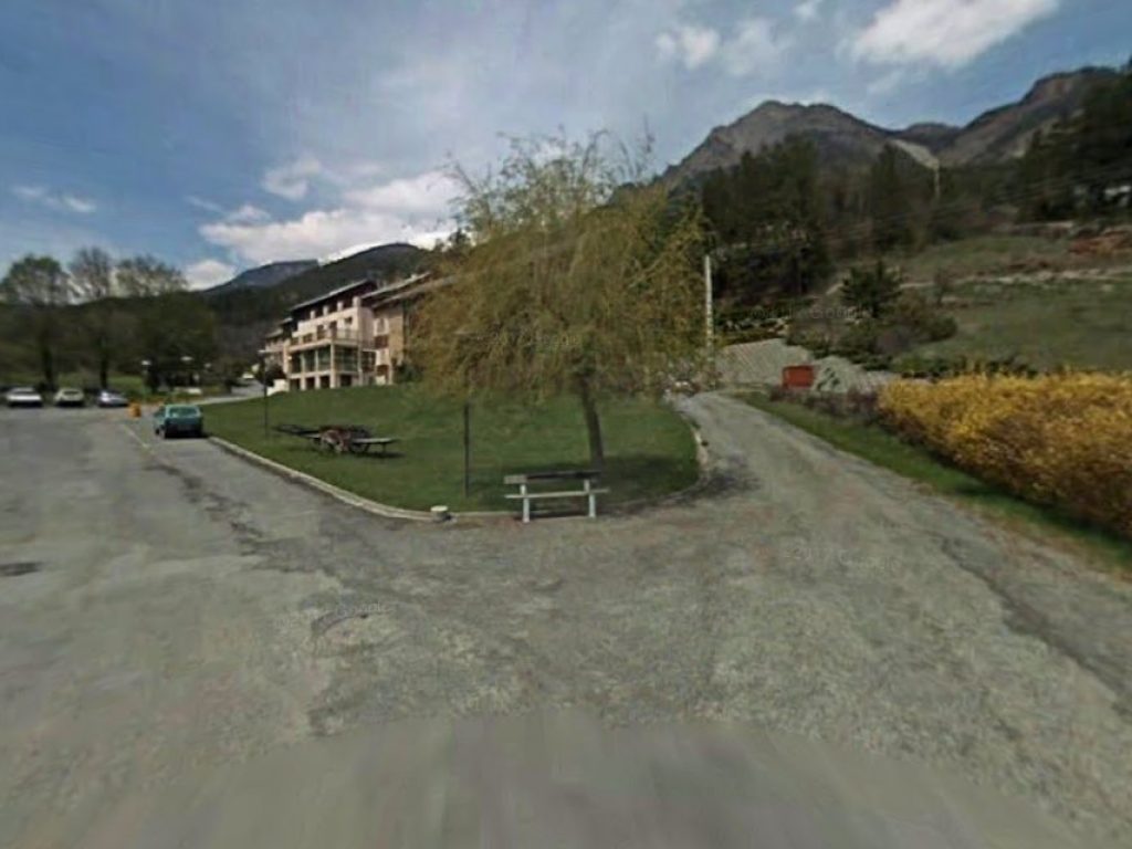 ehpad-centre-hospitalier-sainte-anne-jausiers_featured_image-1