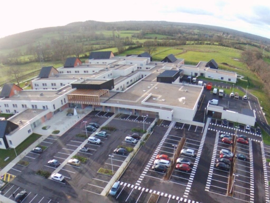 ehpad-du-centre-hospitalier-de-pont-leveque_featured_image-2