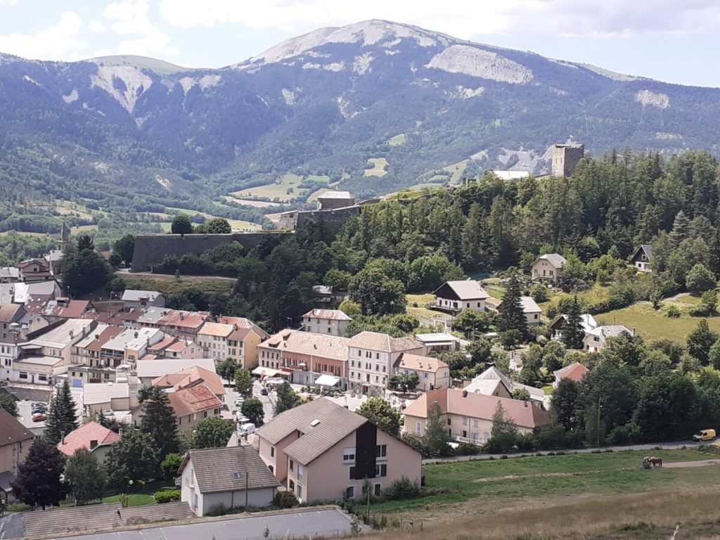 ehpad-eps-la-vallee-de-la-blanche_featured_image-1