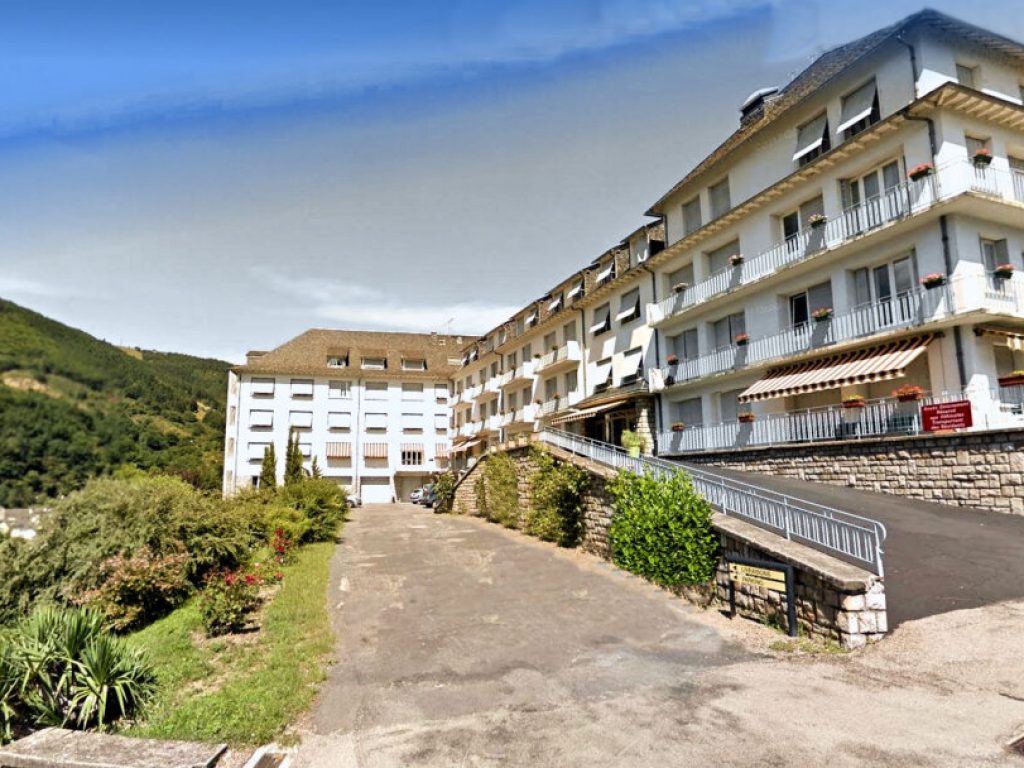 ehpad-la-roussilhe_featured_image-1