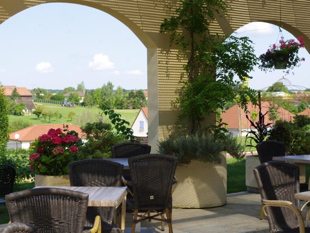 ehpad-le-parc-du-chateau_featured_image-1