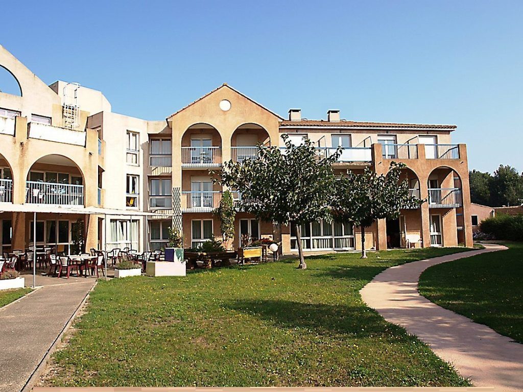ehpad-les-lavandines_featured_image-1
