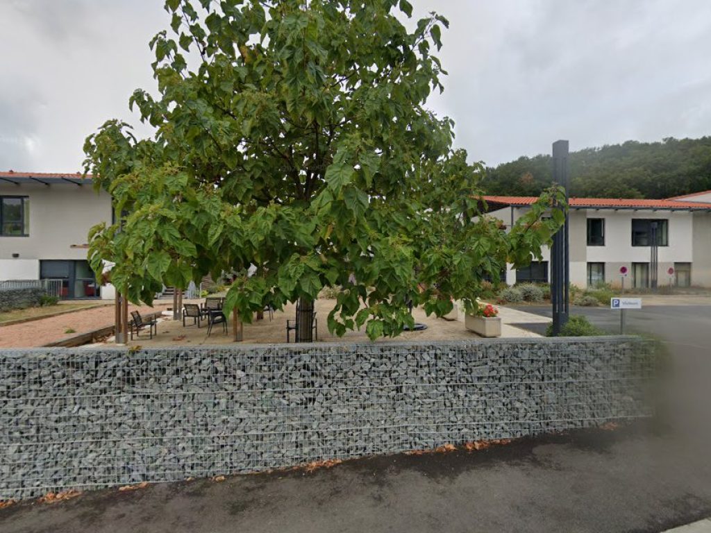 ehpad-residence-de-la-dronne_featured_image-1