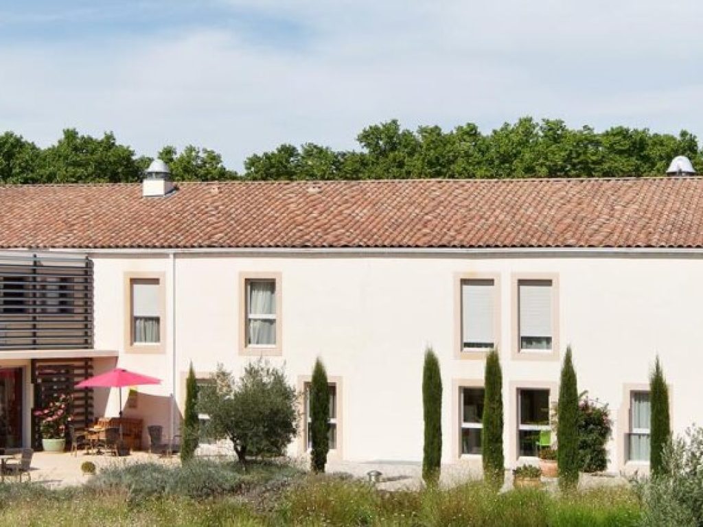 ehpad-residence-des-alpilles_featured_image-2