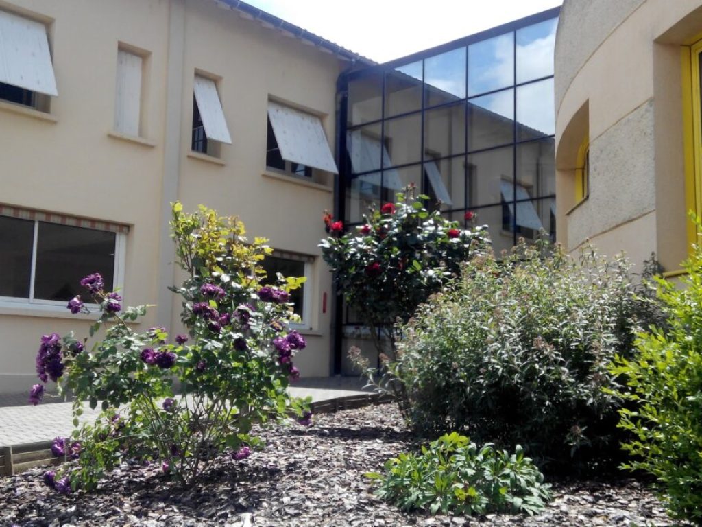 ehpad-residence-du-pays-capdenacois_featured_image-3