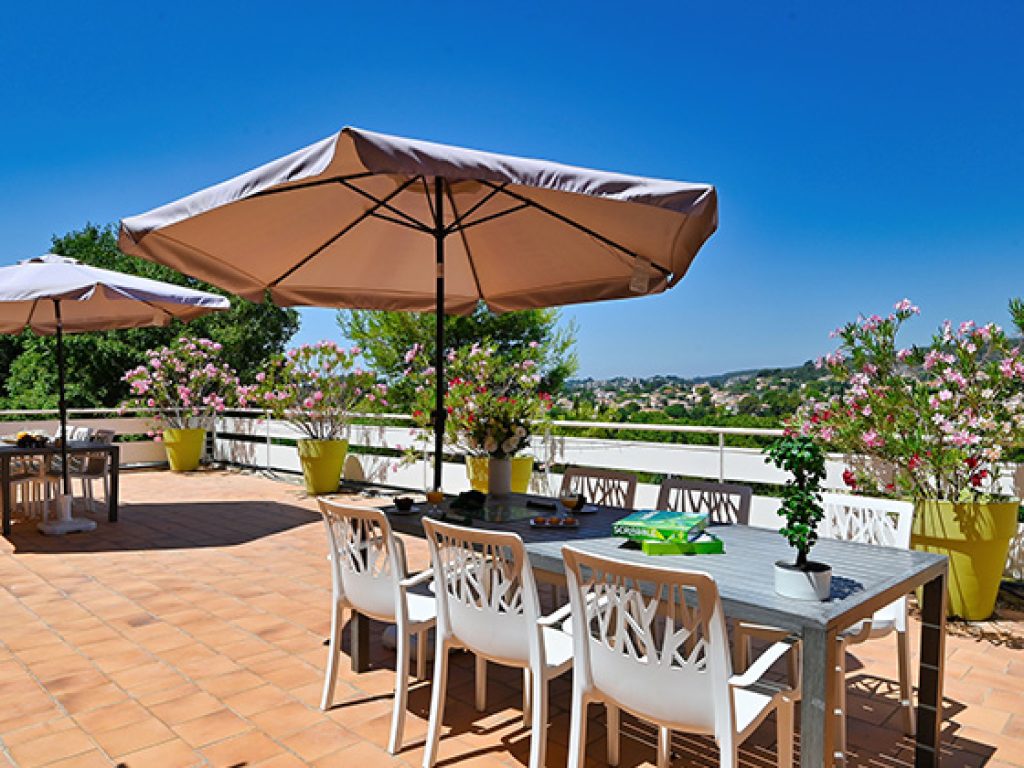 ehpad-residence-la-provence_featured_image-1