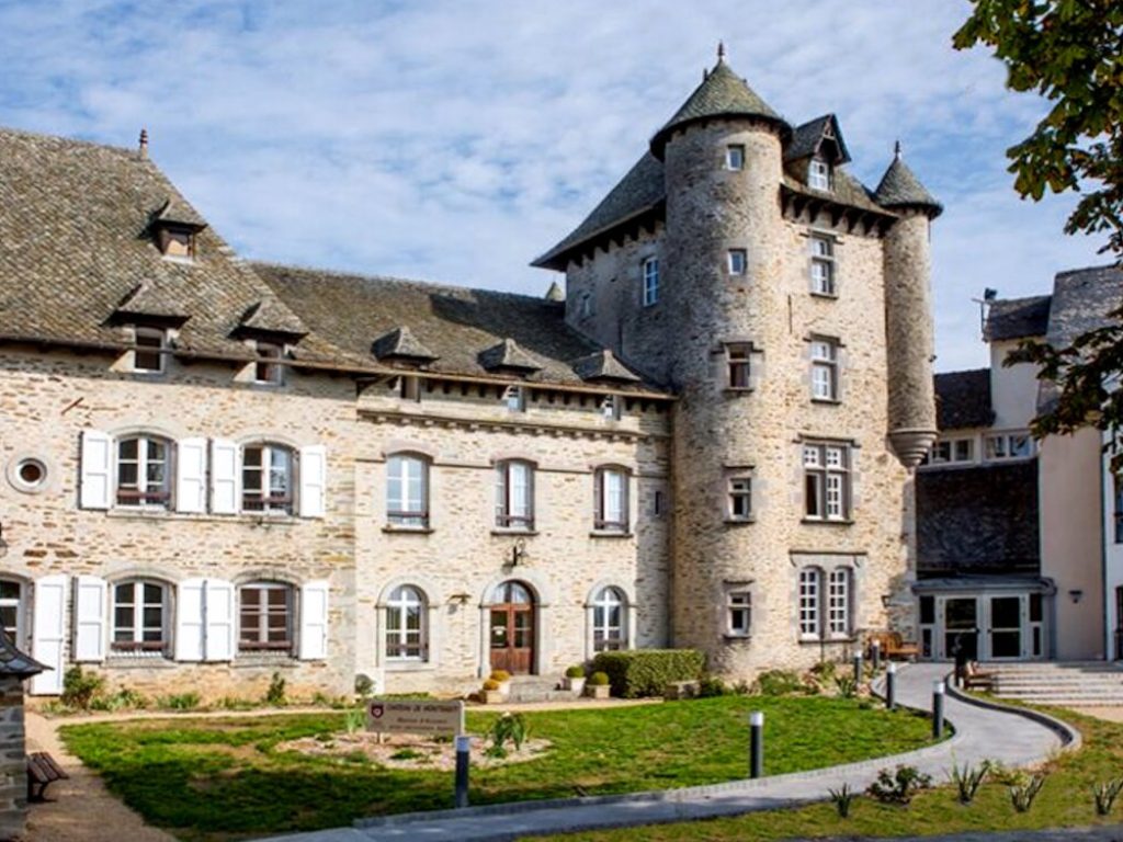 ehpad-residence-le-chateau_featured_image-1