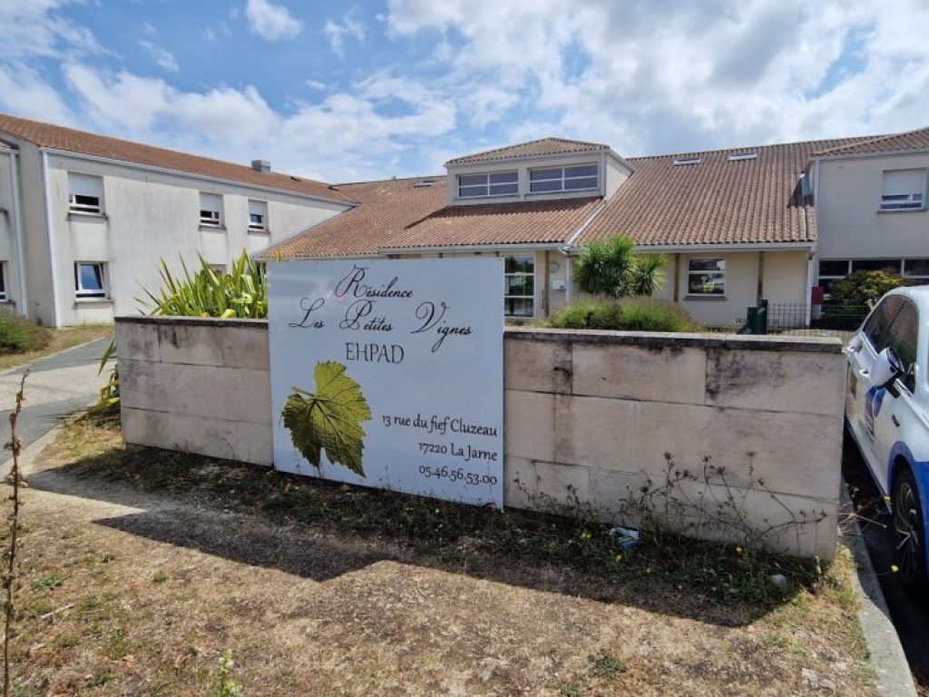 ehpad-residence-les-marronniers_featured_image-2
