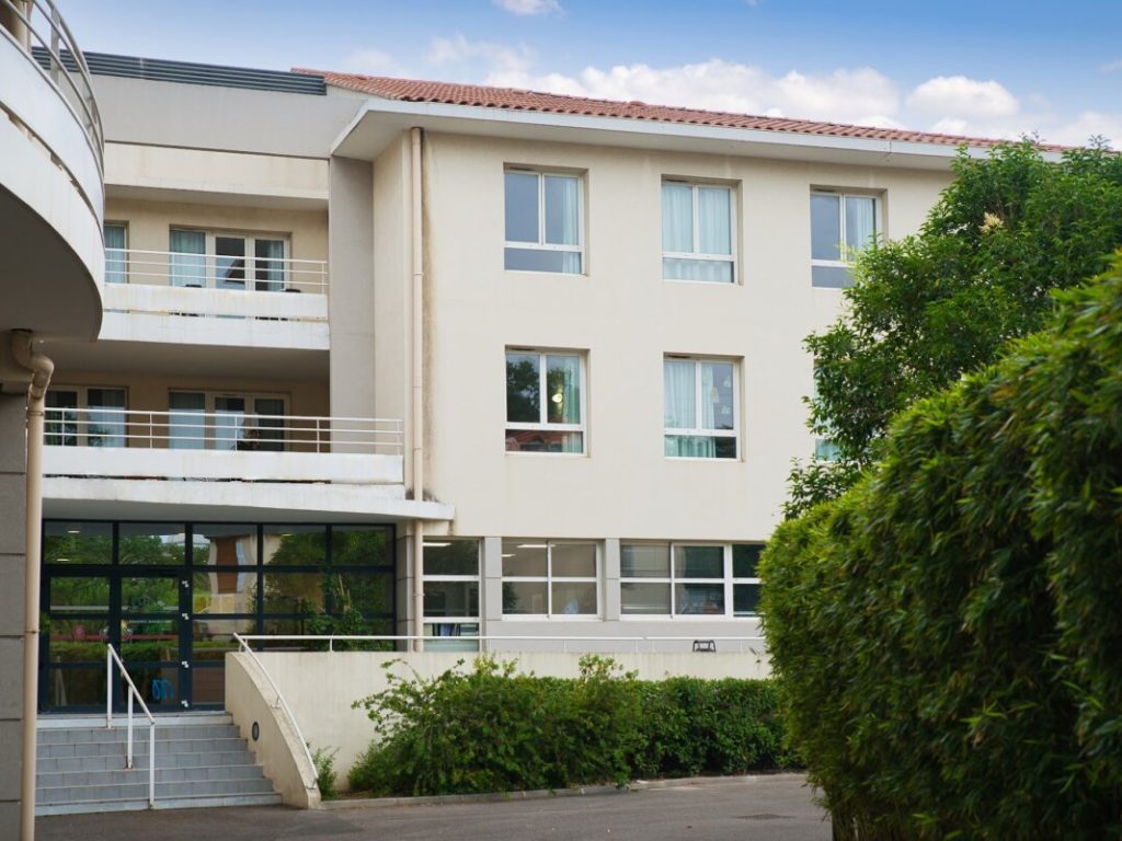 ehpad-residence-marseillane_featured_image-3