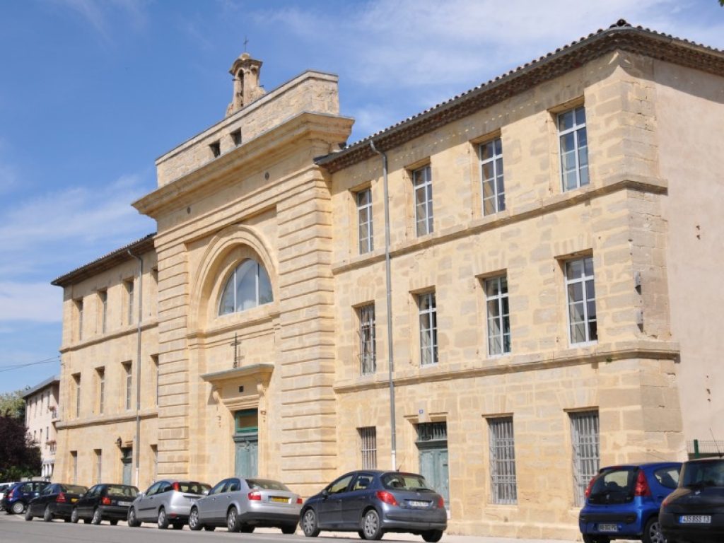 ehpad-saint-thomas-de-villeneuve_featured_image-3