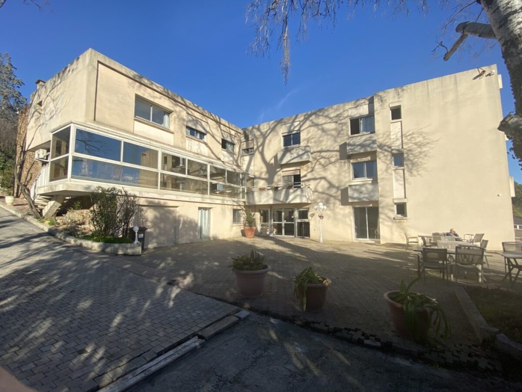 maison-de-retraite-la-fruitiere_featured_image-1
